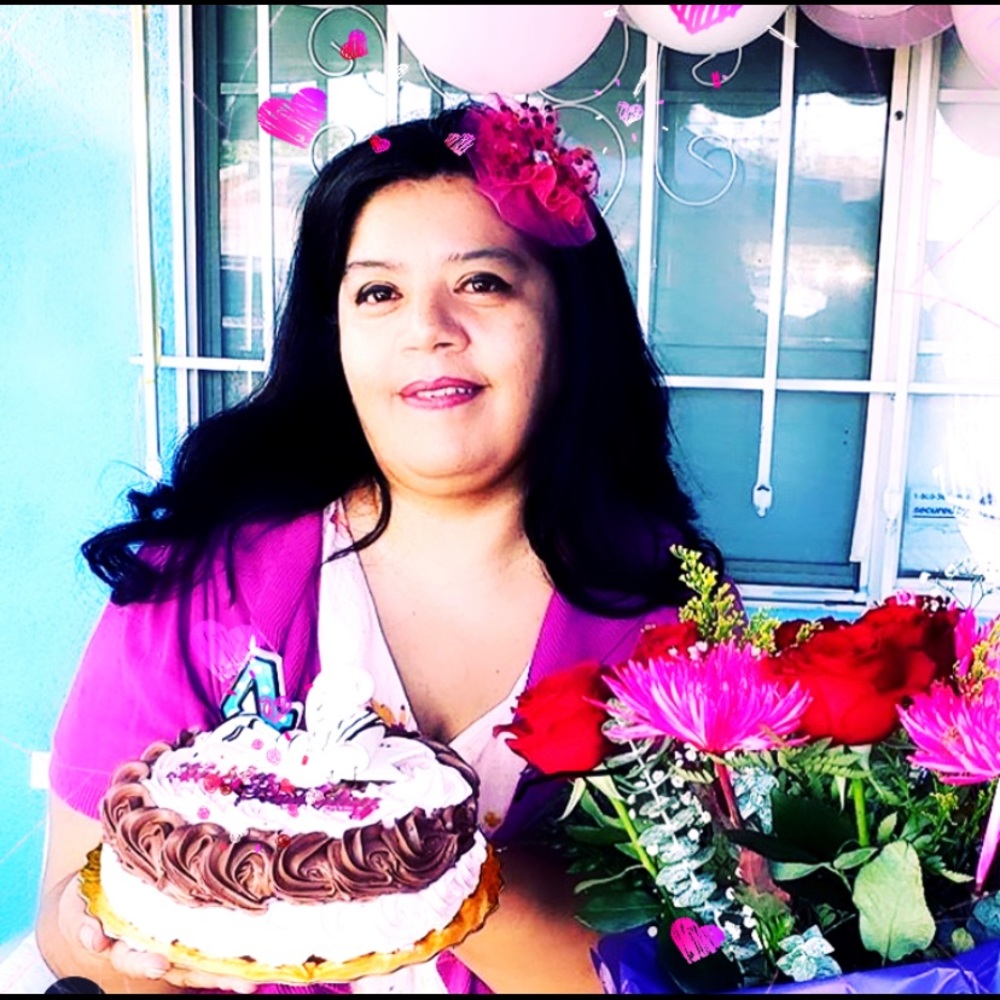 Meet your Posher, Cynthia